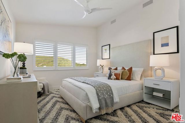 1305 Duende Lane, Pacific Palisades, CA 90272