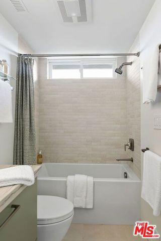 1305 Duende Lane, Pacific Palisades, CA 90272