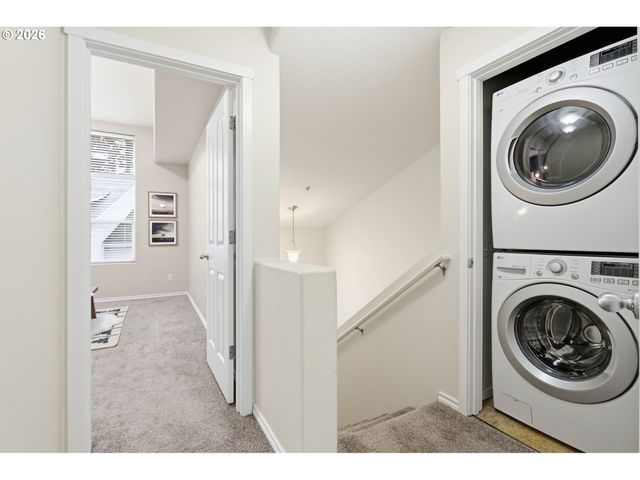 2004 Ne CADBURY Ave 213, Hillsboro, OR 97006