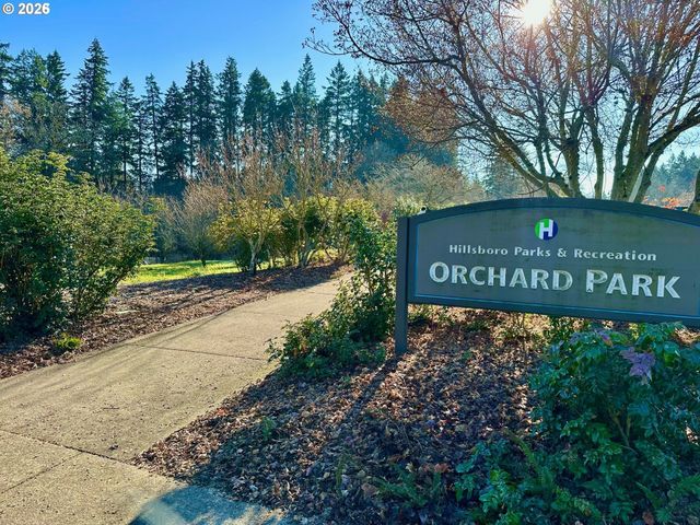 2004 Ne CADBURY Ave 213, Hillsboro, OR 97006