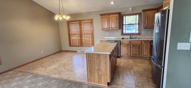 301 Douglas Court, Barneveld, WI 53507