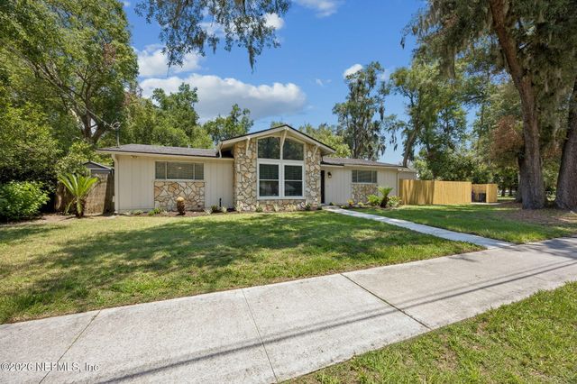 1829 PLAINFIELD Avenue, Orange Park, FL 32073
