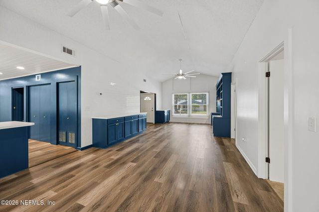 1829 PLAINFIELD Avenue, Orange Park, FL 32073