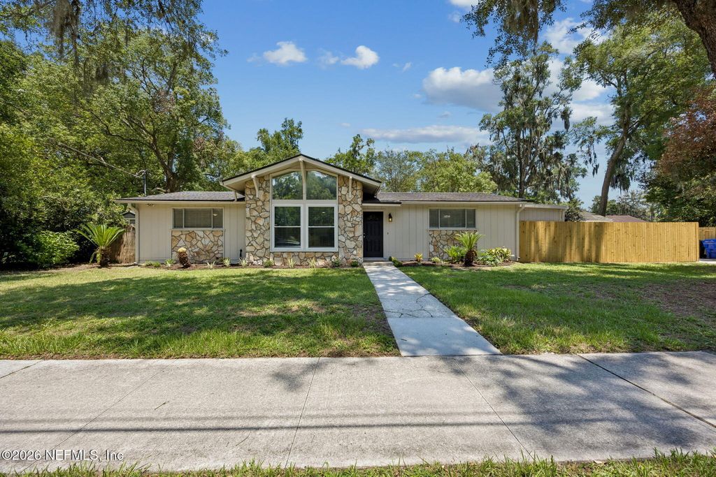 1829 PLAINFIELD Avenue, Orange Park, FL 32073