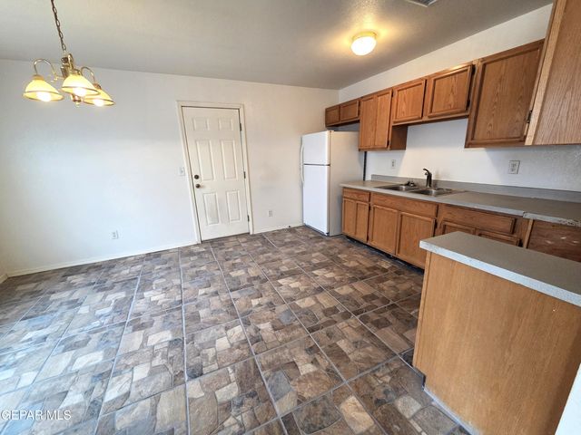 3856 TIERRA ALAMO Drive, El Paso, TX 79938