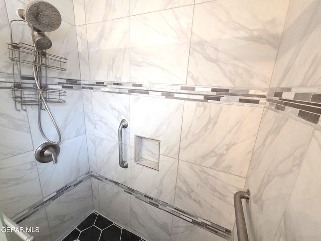 3856 TIERRA ALAMO Drive, El Paso, TX 79938