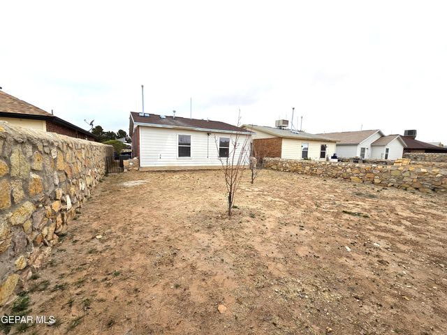 3856 TIERRA ALAMO Drive, El Paso, TX 79938