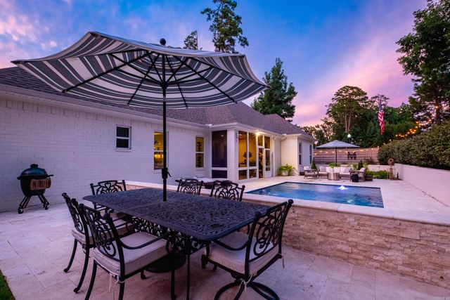 421 Ensbury Drive, Little Rock, AR 72223