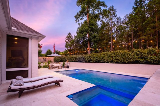 421 Ensbury Drive, Little Rock, AR 72223