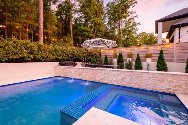 421 Ensbury Drive, Little Rock, AR 72223