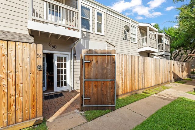 11710 Southlake Drive 51, Houston, TX 77077