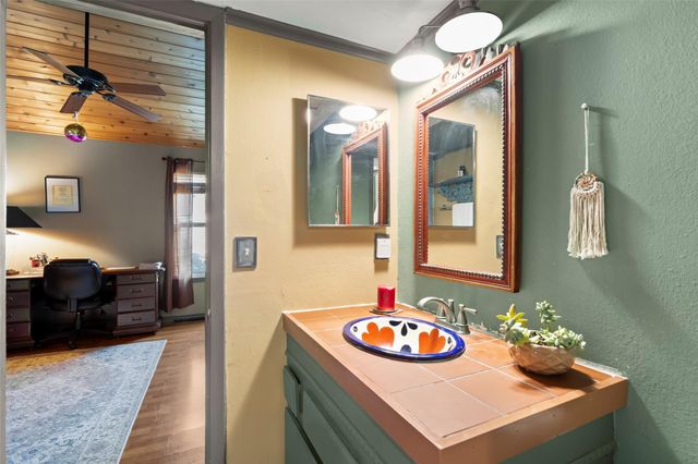 11710 Southlake Drive 51, Houston, TX 77077