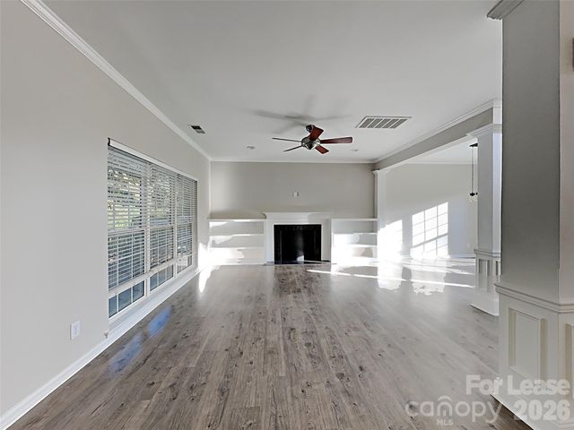 1015 Clearbrook Road, Matthews, NC 28105