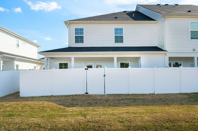 4330 Spyglass Dr, Murfreesboro, TN 37127