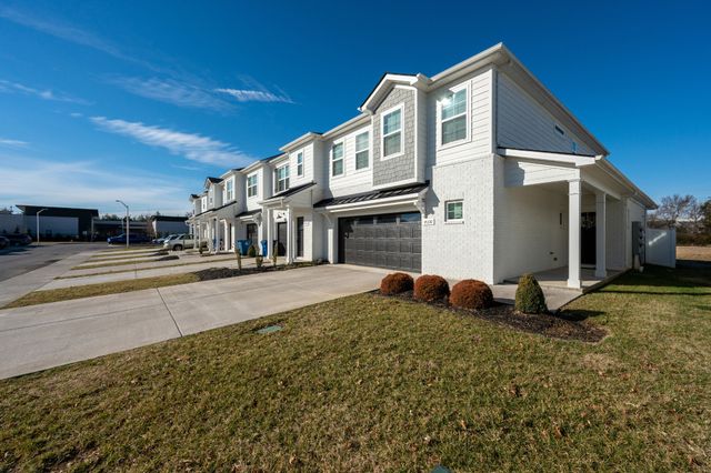 4330 Spyglass Dr, Murfreesboro, TN 37127