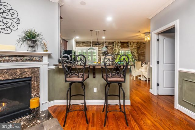 154 MOOREHEAD AVE, Conshohocken, PA 19428