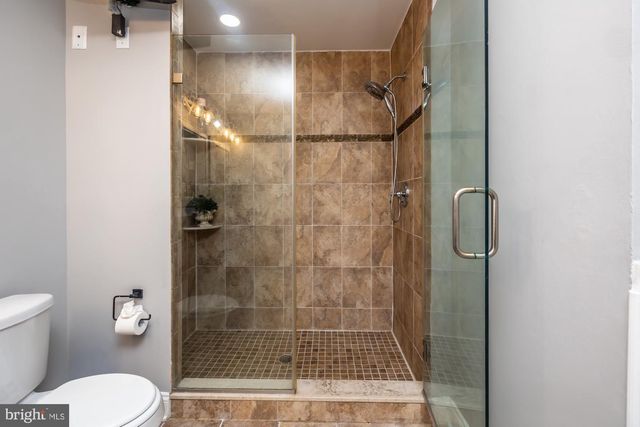 154 MOOREHEAD AVE, Conshohocken, PA 19428