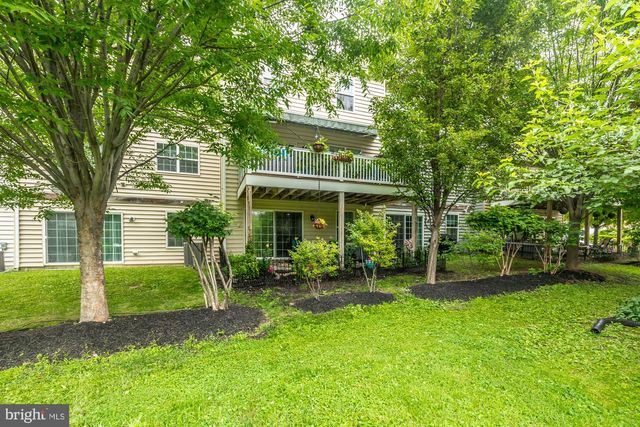 154 MOOREHEAD AVE, Conshohocken, PA 19428