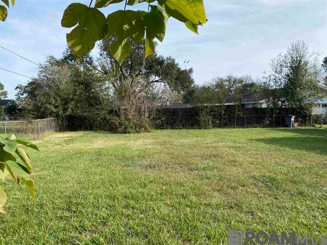 9477 Macedonia Ave, Baton Rouge, LA 70810