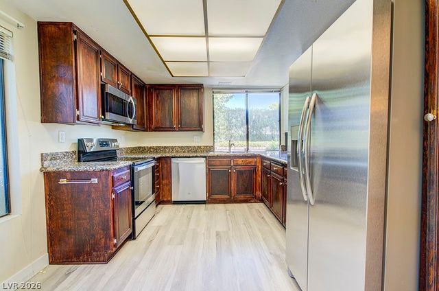 2574 Pera Circle, Las Vegas, NV 89121
