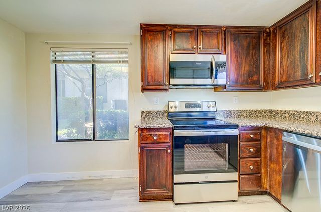 2574 Pera Circle, Las Vegas, NV 89121