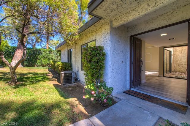 2574 Pera Circle, Las Vegas, NV 89121