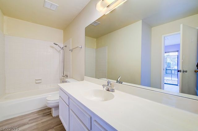 2574 Pera Circle, Las Vegas, NV 89121
