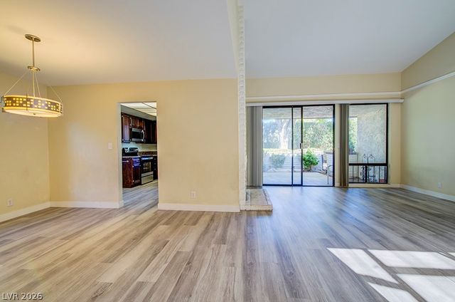 2574 Pera Circle, Las Vegas, NV 89121
