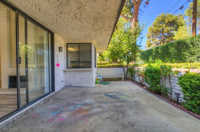 2574 Pera Circle, Las Vegas, NV 89121
