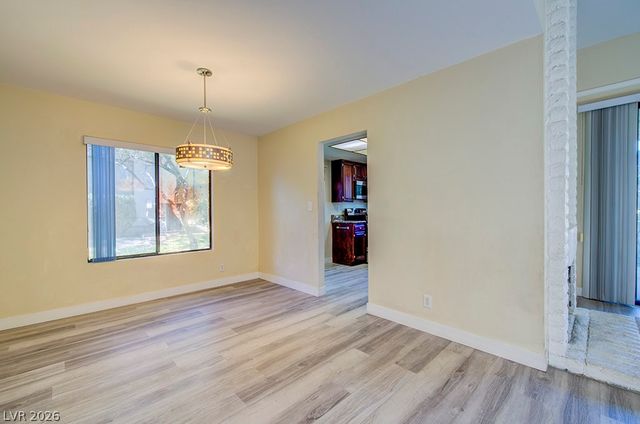 2574 Pera Circle, Las Vegas, NV 89121