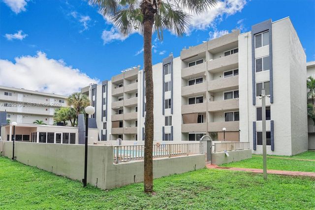 10000 NW 80th Court 2245, Hialeah Gardens, FL 33016