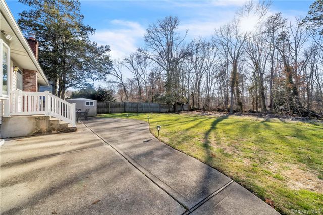 1408 Saint Louis Avenue, Bay Shore, NY 11706