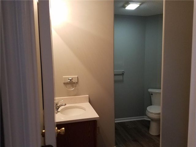 3937 Highland Avenue, Kansas City, MO 64110