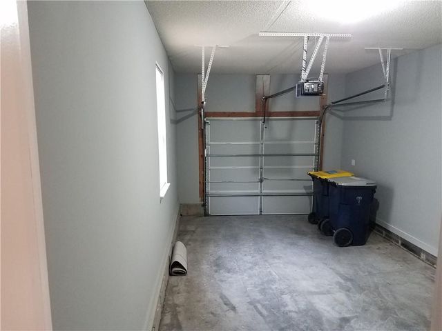 3937 Highland Avenue, Kansas City, MO 64110