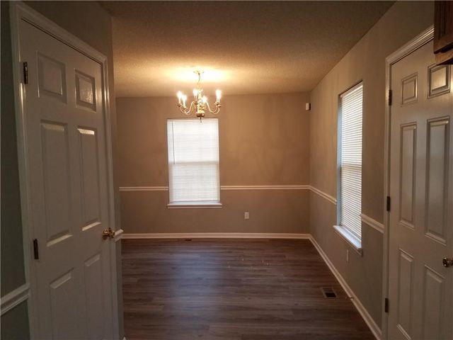 3937 Highland Avenue, Kansas City, MO 64110