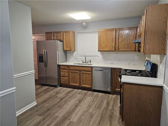 3937 Highland Avenue, Kansas City, MO 64110