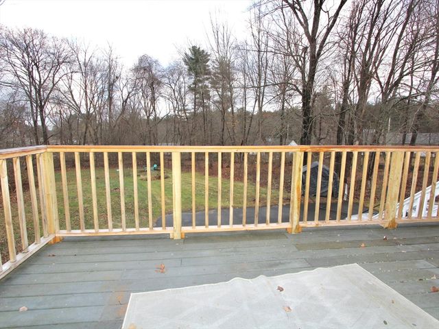 19 Crestwood Dr 19, Northborough, MA 01532