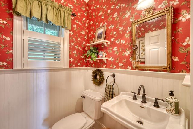 238 Meadowbrook Drive, Hayesville, NC 28904