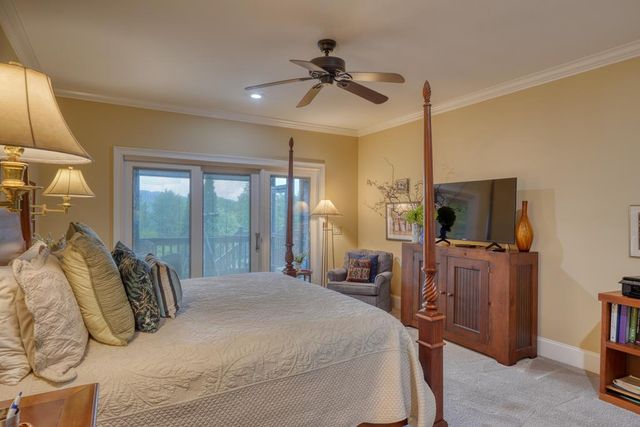 238 Meadowbrook Drive, Hayesville, NC 28904