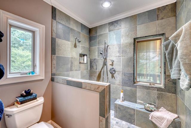 238 Meadowbrook Drive, Hayesville, NC 28904