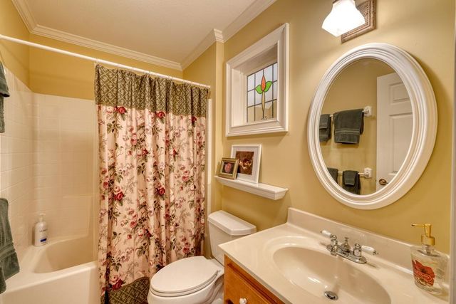 238 Meadowbrook Drive, Hayesville, NC 28904