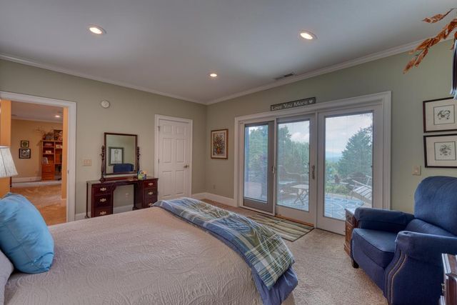 238 Meadowbrook Drive, Hayesville, NC 28904