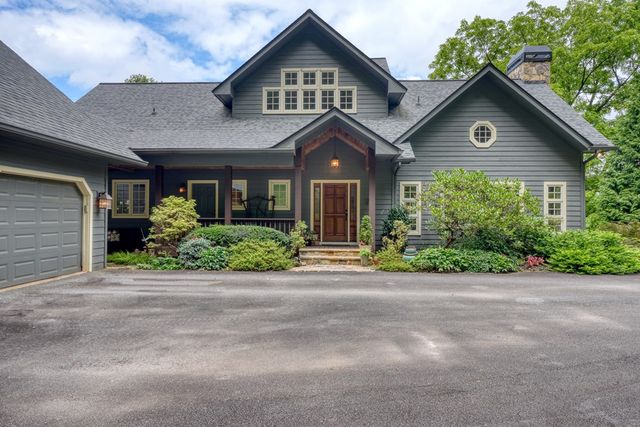 238 Meadowbrook Drive, Hayesville, NC 28904