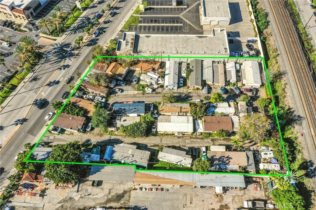 8527 Whittier Boulevard, Pico Rivera, CA 90660