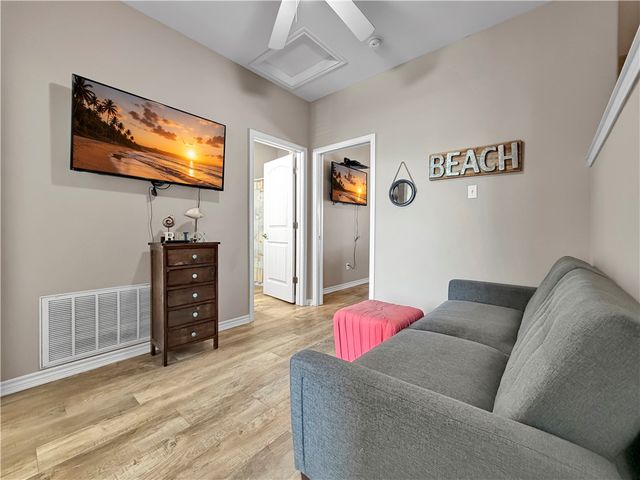 15232 Beach Way Dr, Corpus Christi, TX 78418