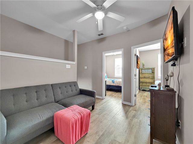 15232 Beach Way Dr, Corpus Christi, TX 78418