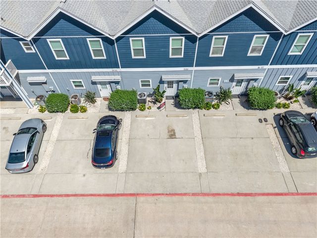 15232 Beach Way Dr, Corpus Christi, TX 78418