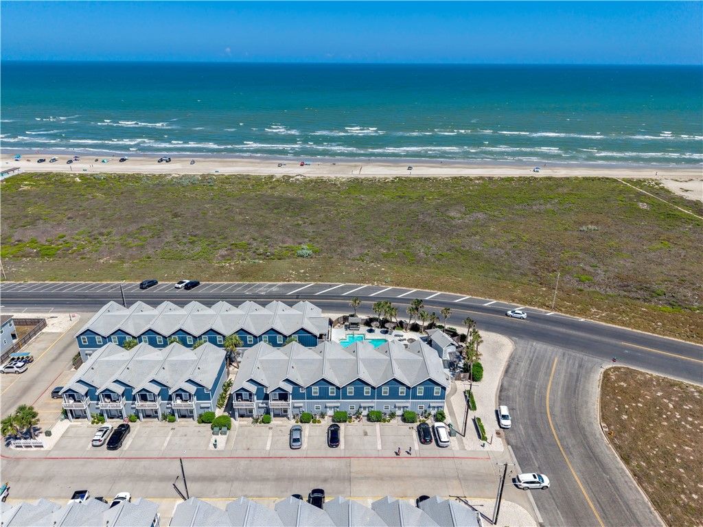 15232 Beach Way Dr, Corpus Christi, TX 78418