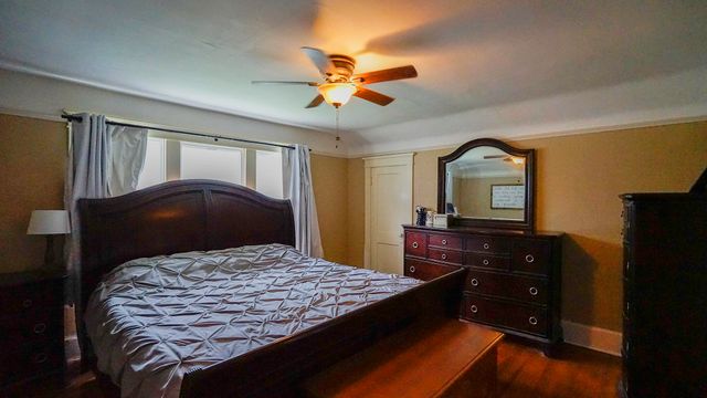 2201 RAYMOND Avenue, Council Bluffs, IA 51503