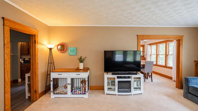 2201 RAYMOND Avenue, Council Bluffs, IA 51503